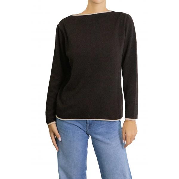 Maglioncino in misto cashmere tinta unita con bordi a contrasto di colore 